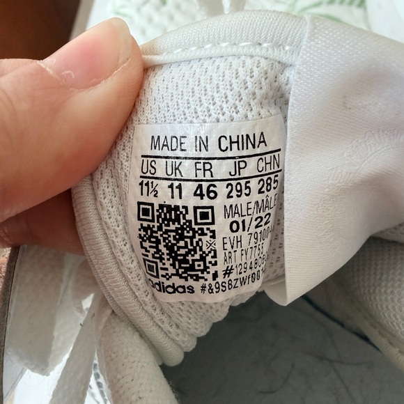 Adidas - Picture 5 of 5